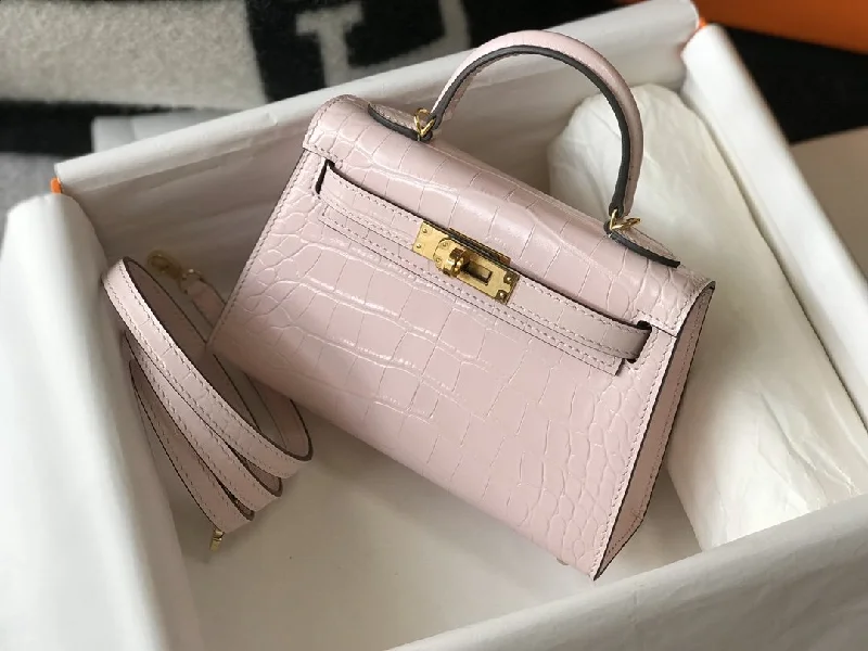 Hermes Mini Kelly 19 Embossed Patent Pink Matte Bag With Gold-Toned Harware For Women. Women-s Handbags. Shoulder Bags 7.5in/19cm