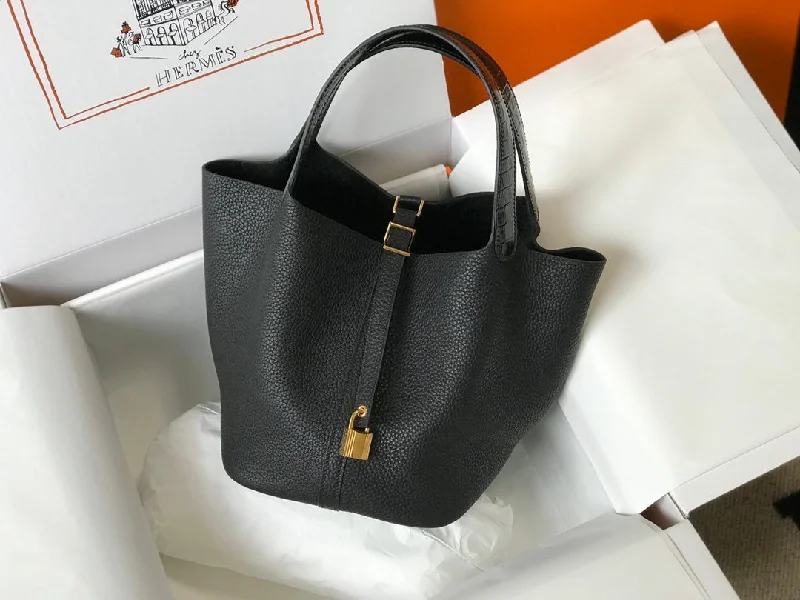 Hermes Picotin Lock 18 Bag Black With Gold-Toned Hardware For Women. Women-s Handbags 7.1in/18cm