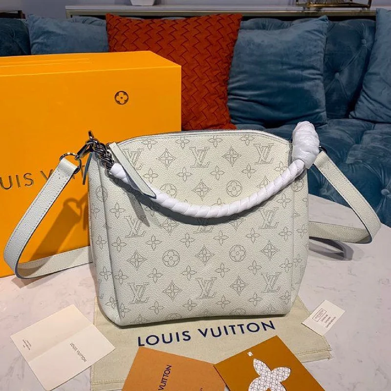 Louis Vuitton Beaubourg Hobo MM Ivory For Women. Women-s Handbags. Shoulder And Crossbody Bags 12.6in/32cm LV