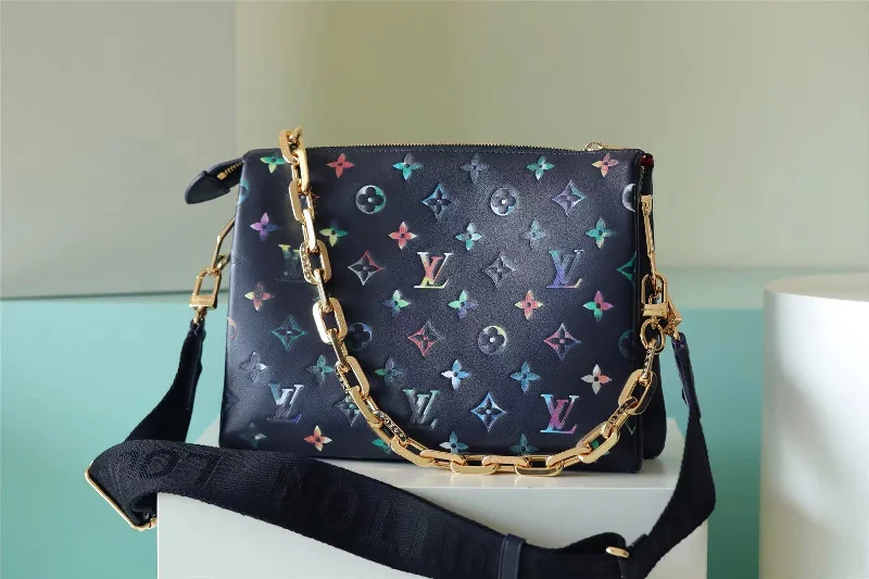 Louis Vuitton Coussin PM Puffy Navy Blue For Women. Women-s Handbags. Shoulder And Crossbody Bags 10.2n/26cm LV