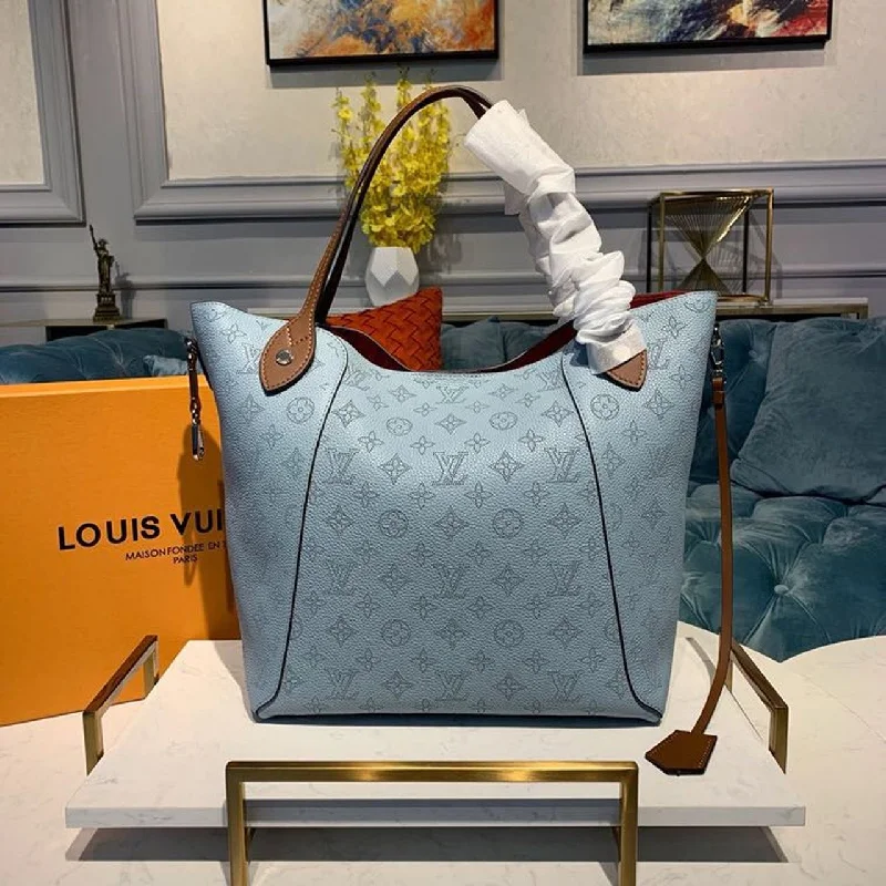 Louis Vuitton Hina MM Bucket Bag Light Blue For Women. Women-s Handbags. Shoulder And Crossbody Bags 18.1in/46cm LV M52975