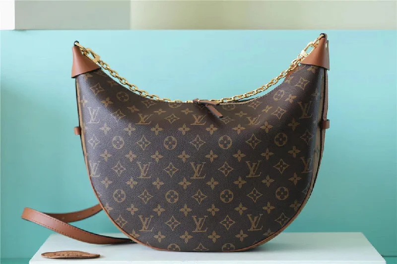 Louis Vuitton Loop Monogram Canvas By Nicolas Ghesquiere For Women. Women-s Handbags. Shoulder And Crossbody Bags 23cm/9.1in LV