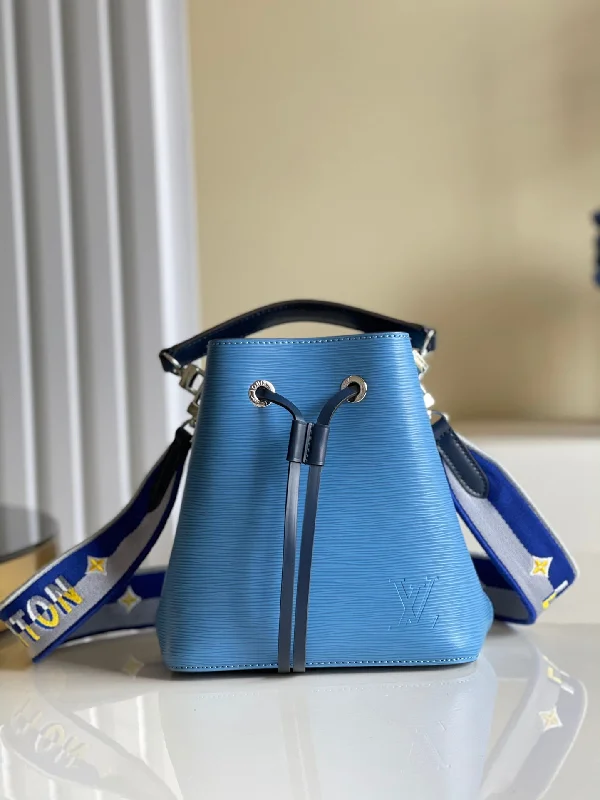 Louis Vuitton NeoNoe BB Bucket Bag Bleuet Blue For Women. Women-s Handbags. Shoulder And Crossbody Bags 7.9in/20cm LV M57691