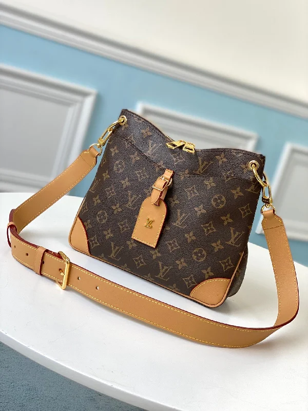 Louis Vuitton Odeon PM Monogram Canvas Natural For Fall-Winter. Women-s Handbags. Shoulder And CrossBody Bags 11in/28cm LV M45354