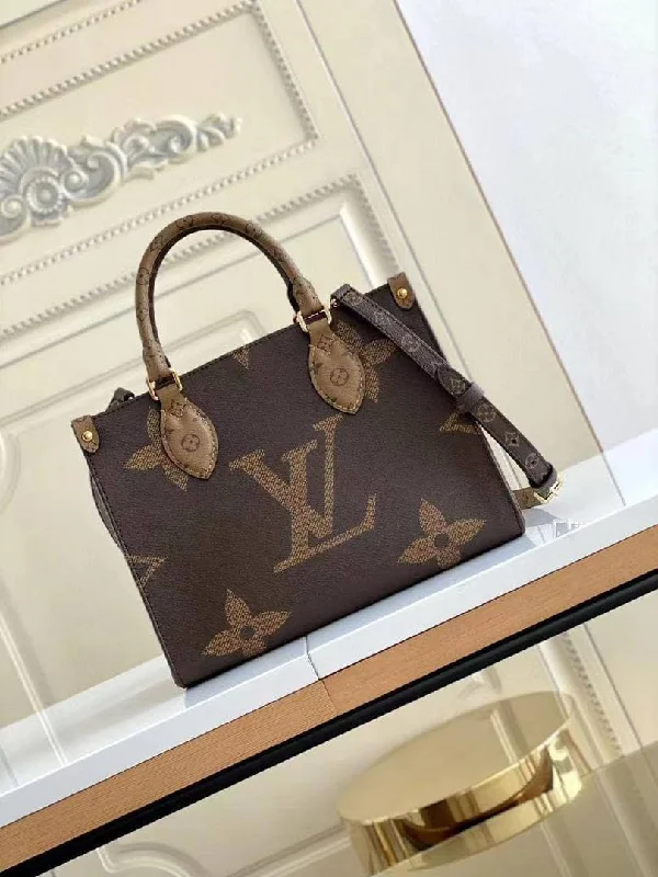 Louis Vuitton OnTheGo PM Monogram Canvas For Women. Women-s Handbags. Shoulder Bags 9.8in/25cm LV