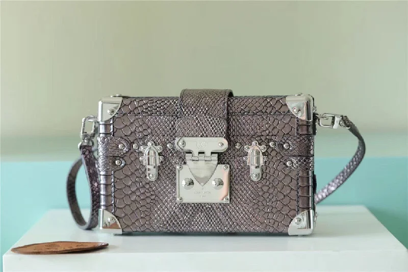 Louis Vuitton Petite Malle High Shiny Alligator By Nicolas Ghesquiere Silver For Women. Women-s Handbags. Shoulder And Crossbody Bags 7.9in/20cm LV