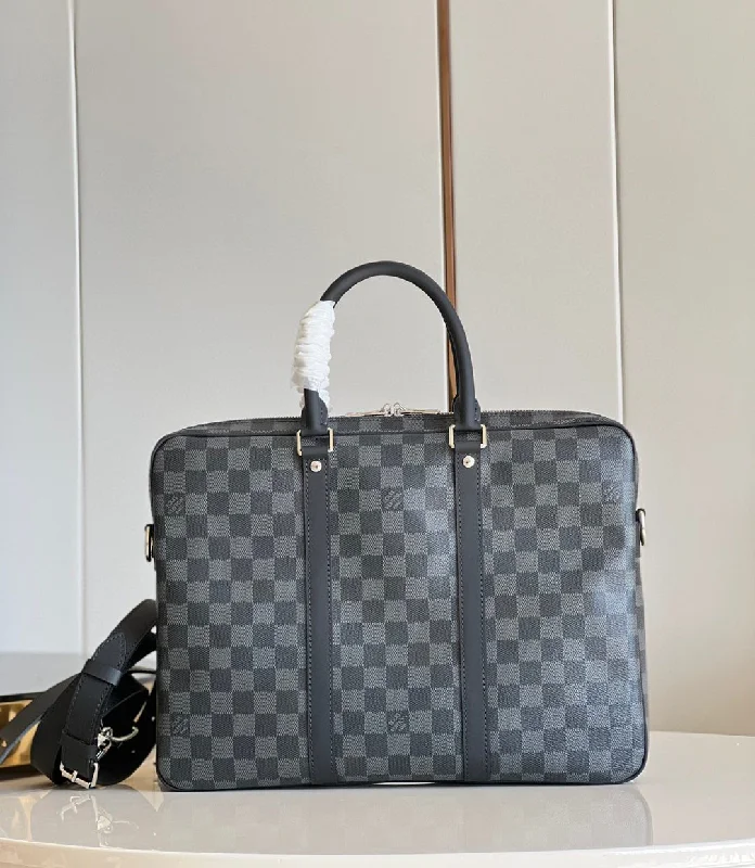 Louis Vuitton Porte Documents Voyage PM Damier Graphite Canvas For Men. Men-s Bags. Shoulder And Crossbody Bags 13.8in/35cm LV N41478