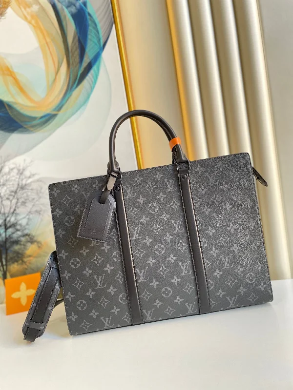 Louis Vuitton Sac Plat Horizontal Zippe Monogram Eclipse For Men. Men-s Bags. Shoulder And Crossbody Bags 15.4in/39cm LV M45265