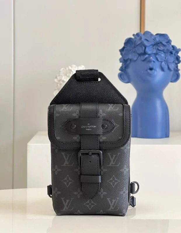 Louis Vuitton Saumur Slingbag Monogram Eclipse Black For Men. Men-s Bags. Crossbody Bags 7.1in/18cm LV M45912