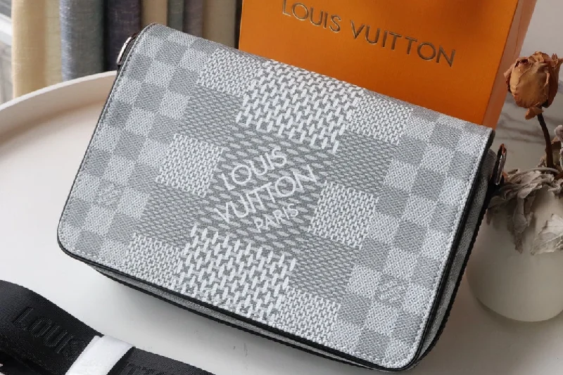 Louis Vuitton Studio Messenger Damier Graphite Plaster For Men. Men-s Bags. Shoulder And Crossbody Bags 9.3in/25.3cm LV N50014