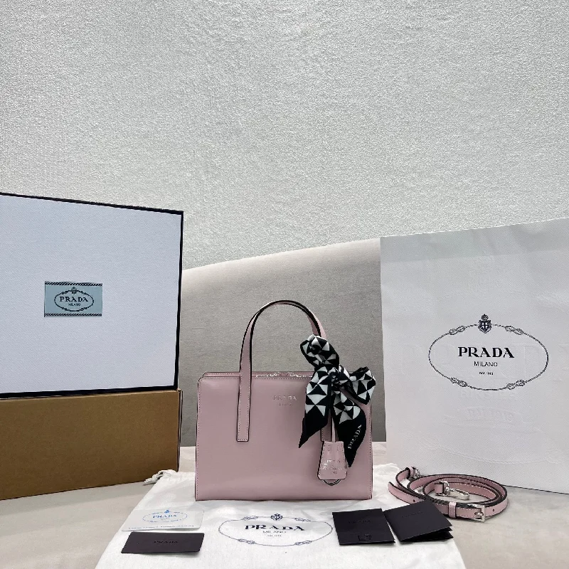 Prada Re-Edition 1995 Brushed Mini Handbag Pink For Women. Women-s Bags 8.6in/22cm