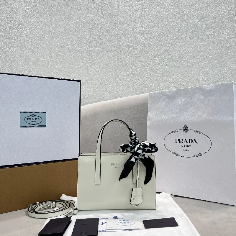 Prada Re-Edition 1995 Brushed Mini Handbag White For Women. Women-s Bags 8.6in/22cm