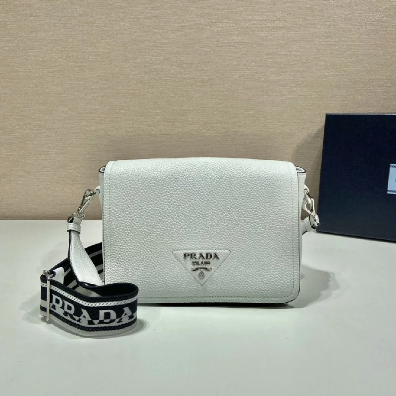 Prada Shoulder Bag White For Women. Women-s Bags 9in/23cm 1BD314_2DKV_F0009_V_3OO